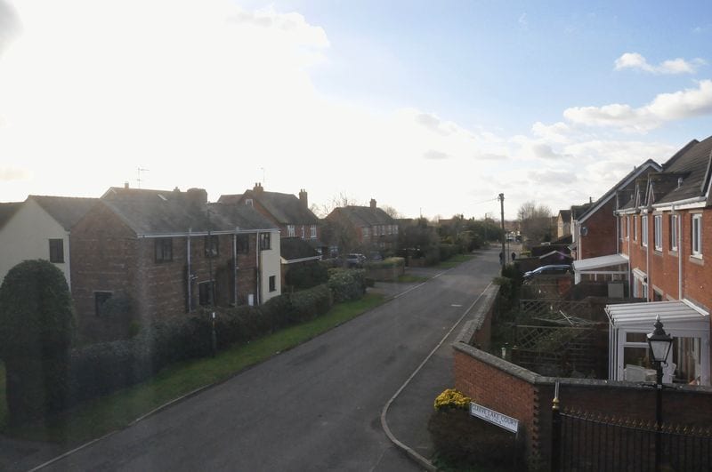 Cleeve Lake Court, Stoke Road, Cleeve, Cheltenham, GL52 8SN