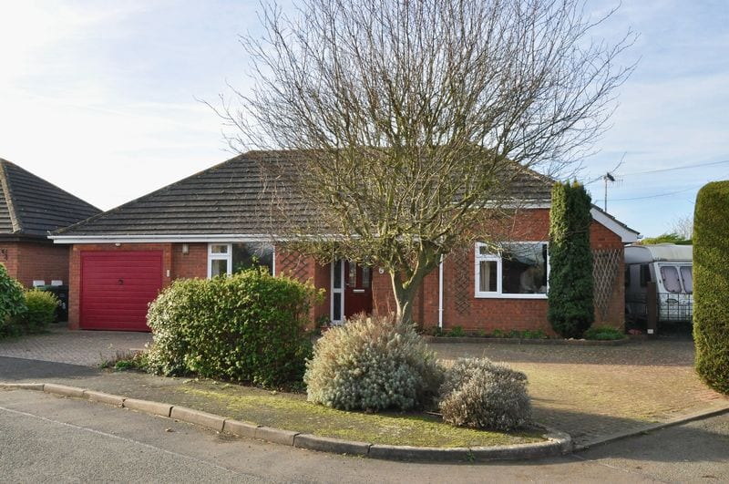 Bretforton Road, Badsey, Evesham, WR11 7XQ • Chatterton Estate Agent