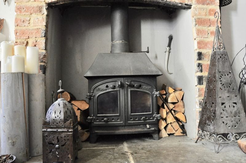 Gingerbread Cottage, 2 China Corner, Honeybourne, Evesham, WR11 7PH