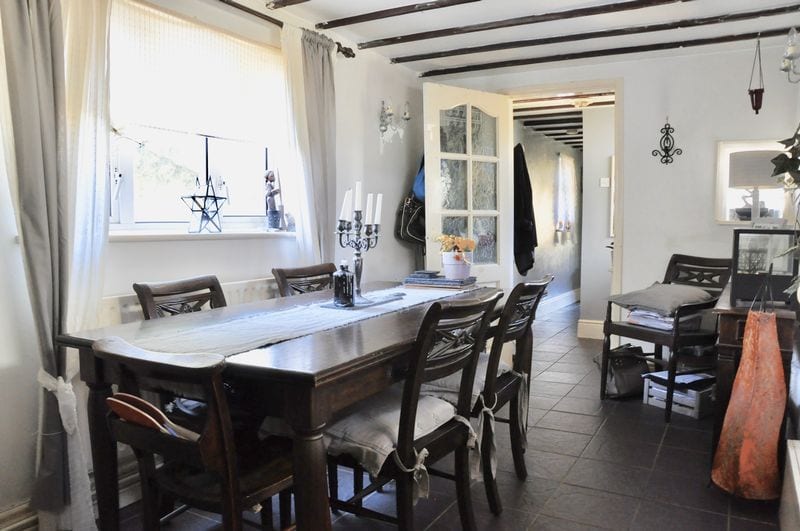 Gingerbread Cottage, 2 China Corner, Honeybourne, Evesham, WR11 7PH