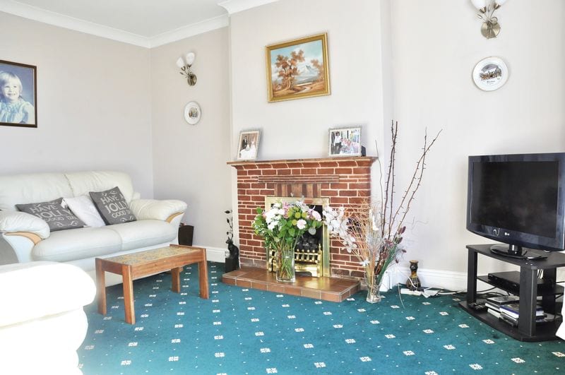 Pershore Road, Hampton, Evesham, WR11 2PJ • Chatterton Estate Agent