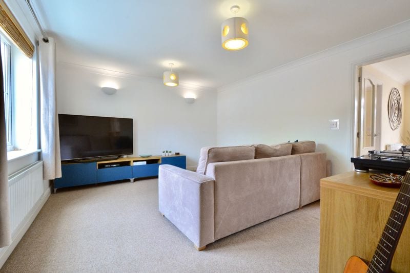 Legion Court, Middle Littleton, Evesham, WR11 8JH • Chatterton Estate Agent