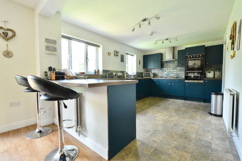 The Quarry, Blackminster, Evesham, WR11 7YT • Chatterton Estate Agent