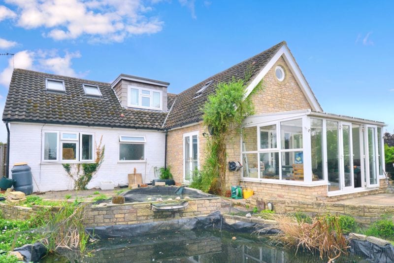 Bretforton Road, Badsey, Evesham, WR11 7XQ • Chatterton Estate Agent