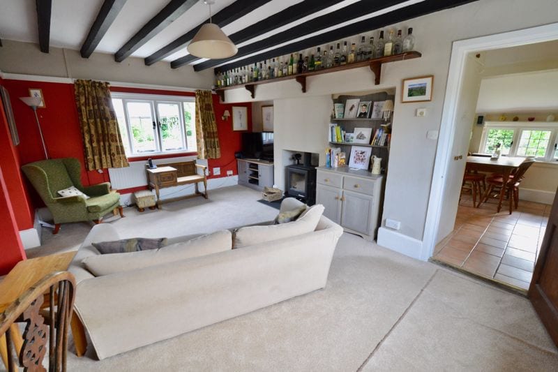 Manor Cottage, Wickhamford, Evesham, WR11 7SA • Chatterton Estate Agent