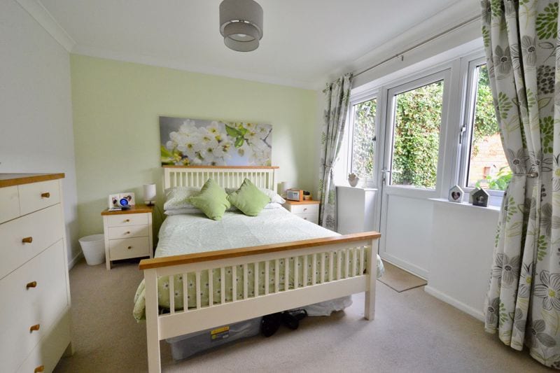 Greenhill Gardens, Greenhill, Evesham, WR11 4ND • Chatterton Estate Agent