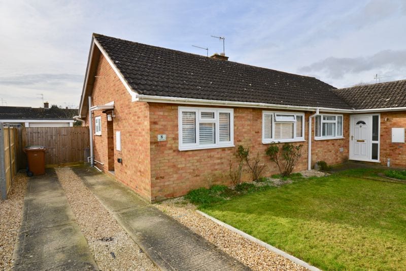 Sally Close, Wickhamford, Evesham, WR11 7RX • Chatterton Estate Agent