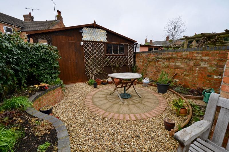 Elm Road, Evesham, WR11 3DJ • Chatterton Estate Agent