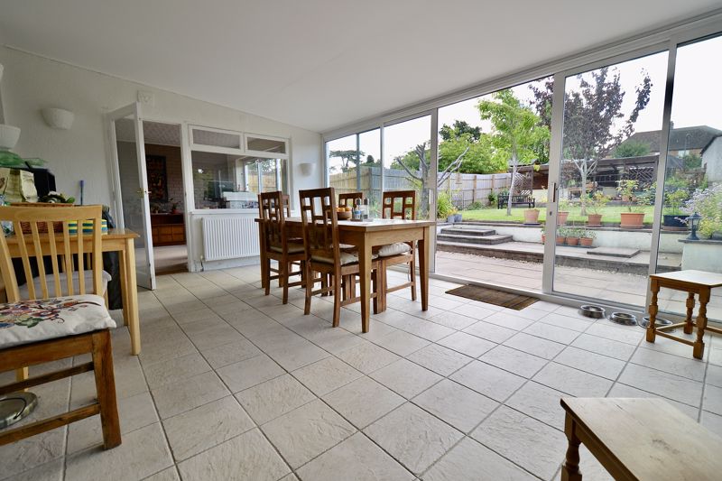 Waterside, Evesham, WR11 1BU • Chatterton Estate Agent