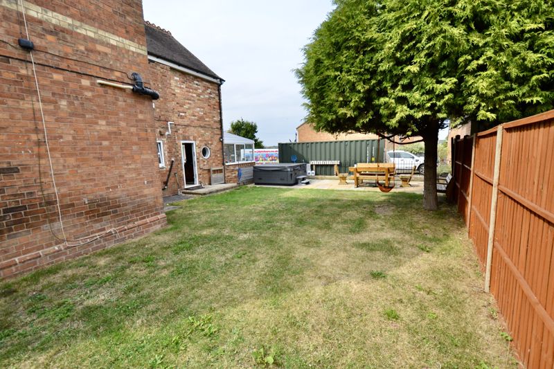 Bretforton Road, Badsey, Evesham, WR11 7XQ • Chatterton Estate Agent