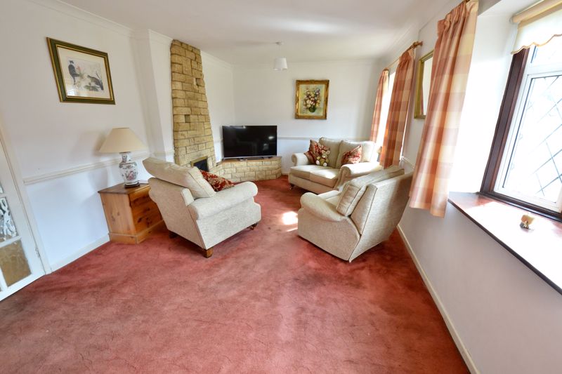 Sandscroft Avenue, Broadway, WR12 7EJ • Chatterton Estate Agent