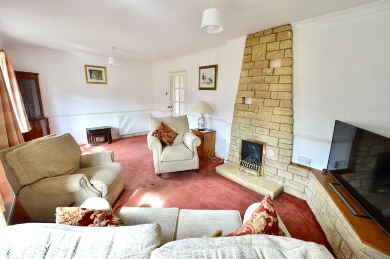 Sandscroft Avenue, Broadway, WR12 7EJ • Chatterton Estate Agent