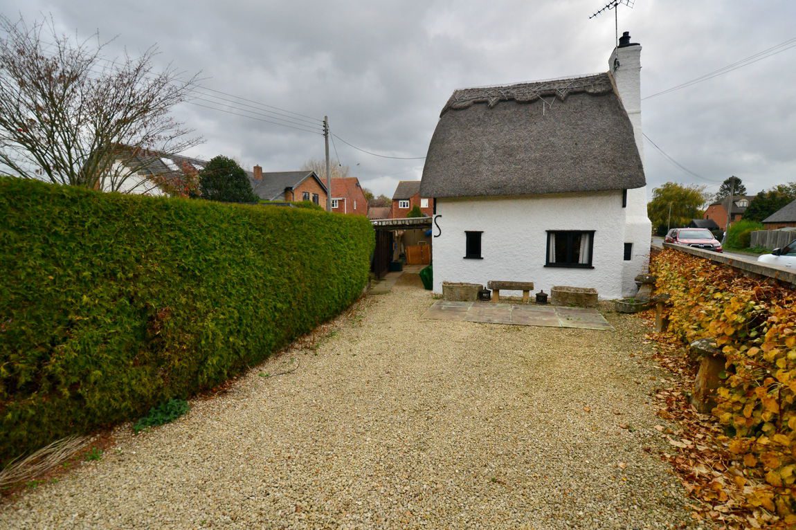 Church Cottage, Cheltenham Road, Sedgeberrow, WR11 7UL