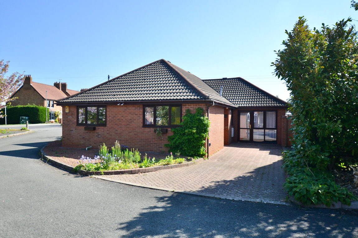 Bretforton Road, Badsey, Evesham, WR11 7XQ