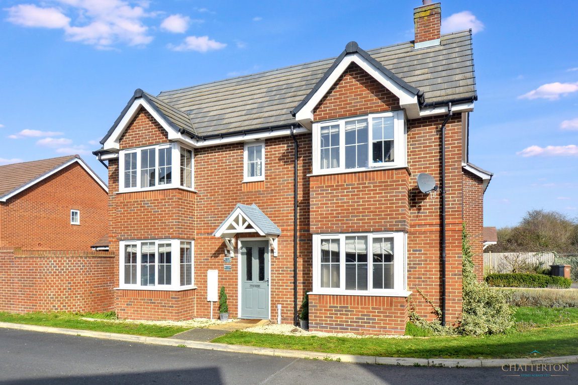 Hawthorn Close, Honeybourne, Evesham, WR11 7AH