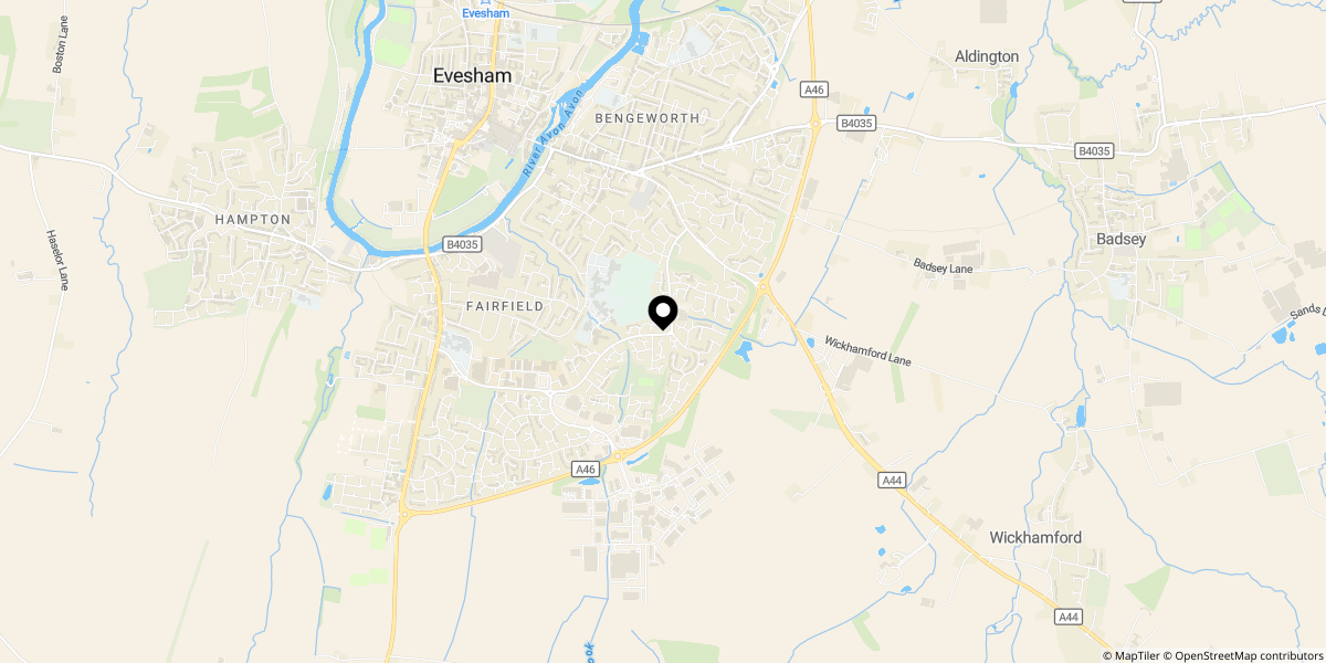 Approximate location of Maple Close, Evesham, WR11 1YF